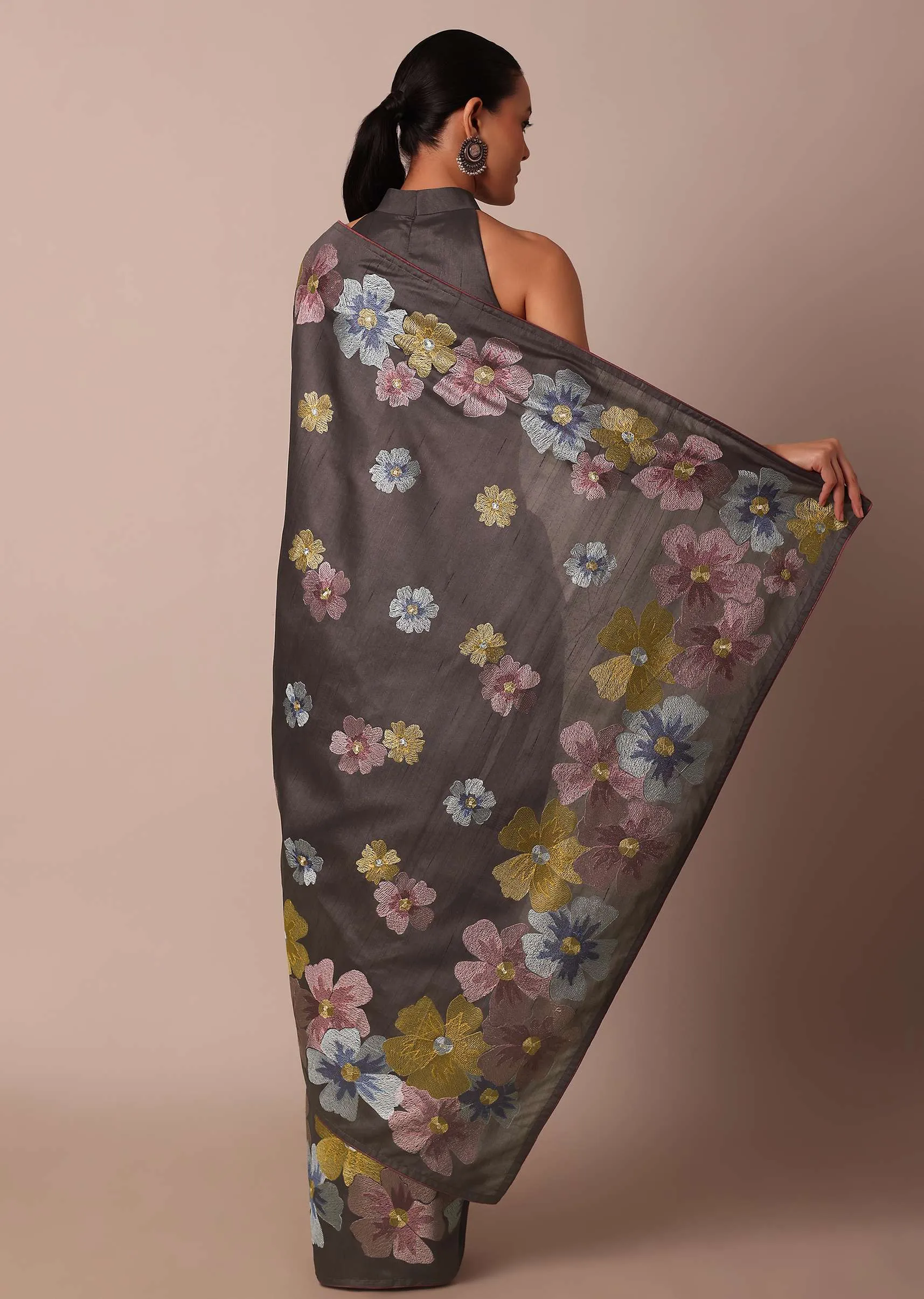 Graceful Grey Saree With Exquisite Thread Resham Work