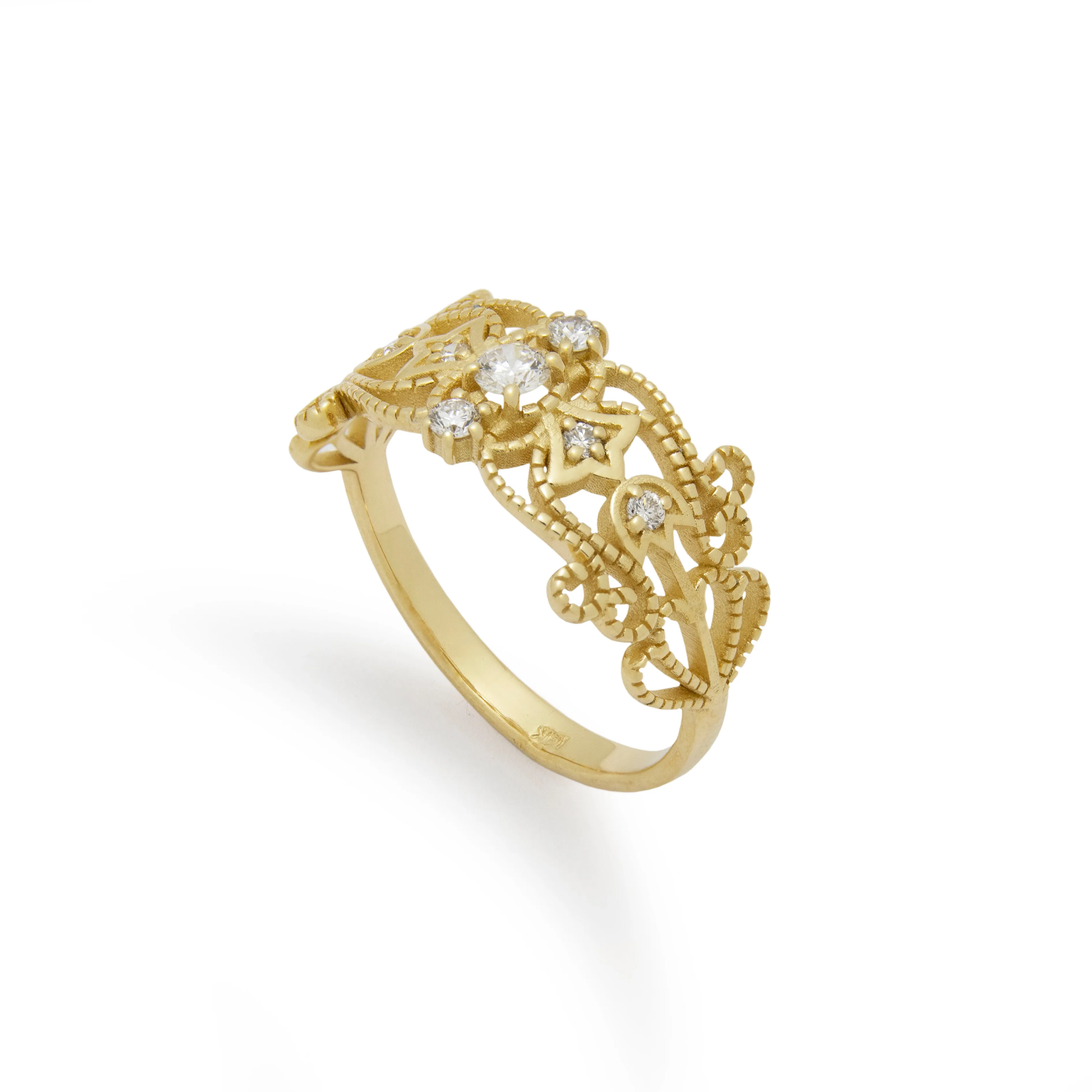 RG1918 Filigree Diamond Gold Ring with Exquisite Details